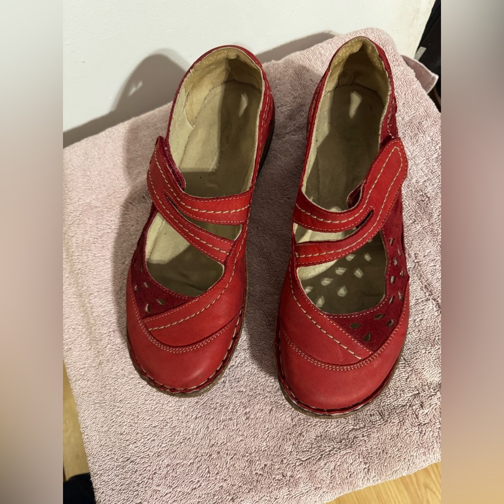 Romika Citylite Mary Jane Flats size 40